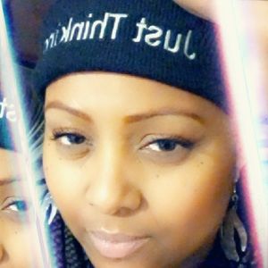 Meet your Posher, Jeanette